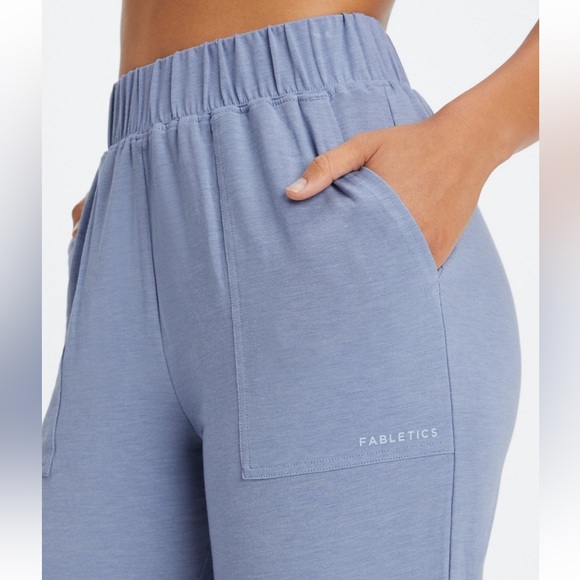 Fabletics RestoreKnit Tapered Pant in Faded Denim, size large - Picture 1 of 10